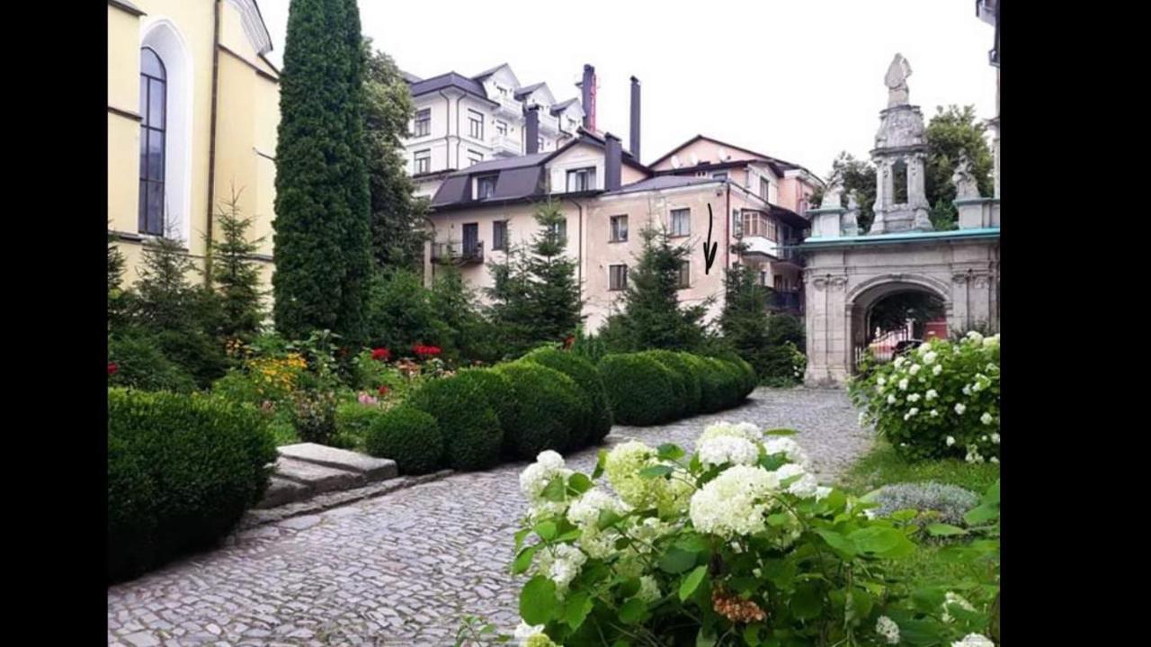 Бажане Місце Apartman Kamjanyi Potoki Kültér fotó
